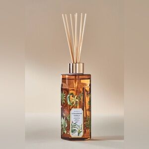 Anthropologie Apothecary 18 Woody Sandalwood Vanilla
Reed Diffuser, NIB